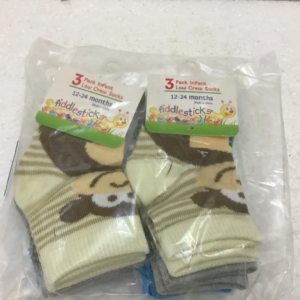 6 Pairs Fiddle sticks Children’s Socks New in Packaging Size 12-24 months